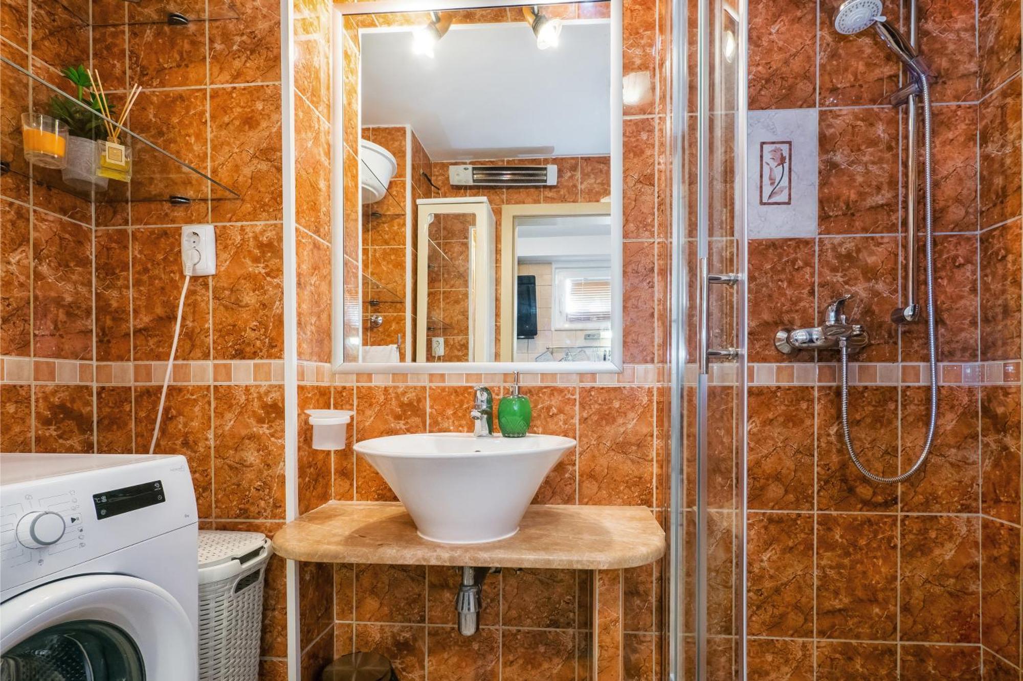 Relaxing 2Bd Apartment, Ground Floor - Walk To Old Town Split Exteriér fotografie