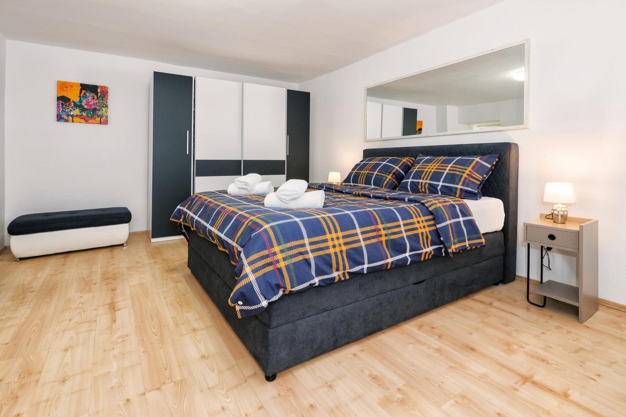 Relaxing 2Bd Apartment, Ground Floor - Walk To Old Town Split Exteriér fotografie