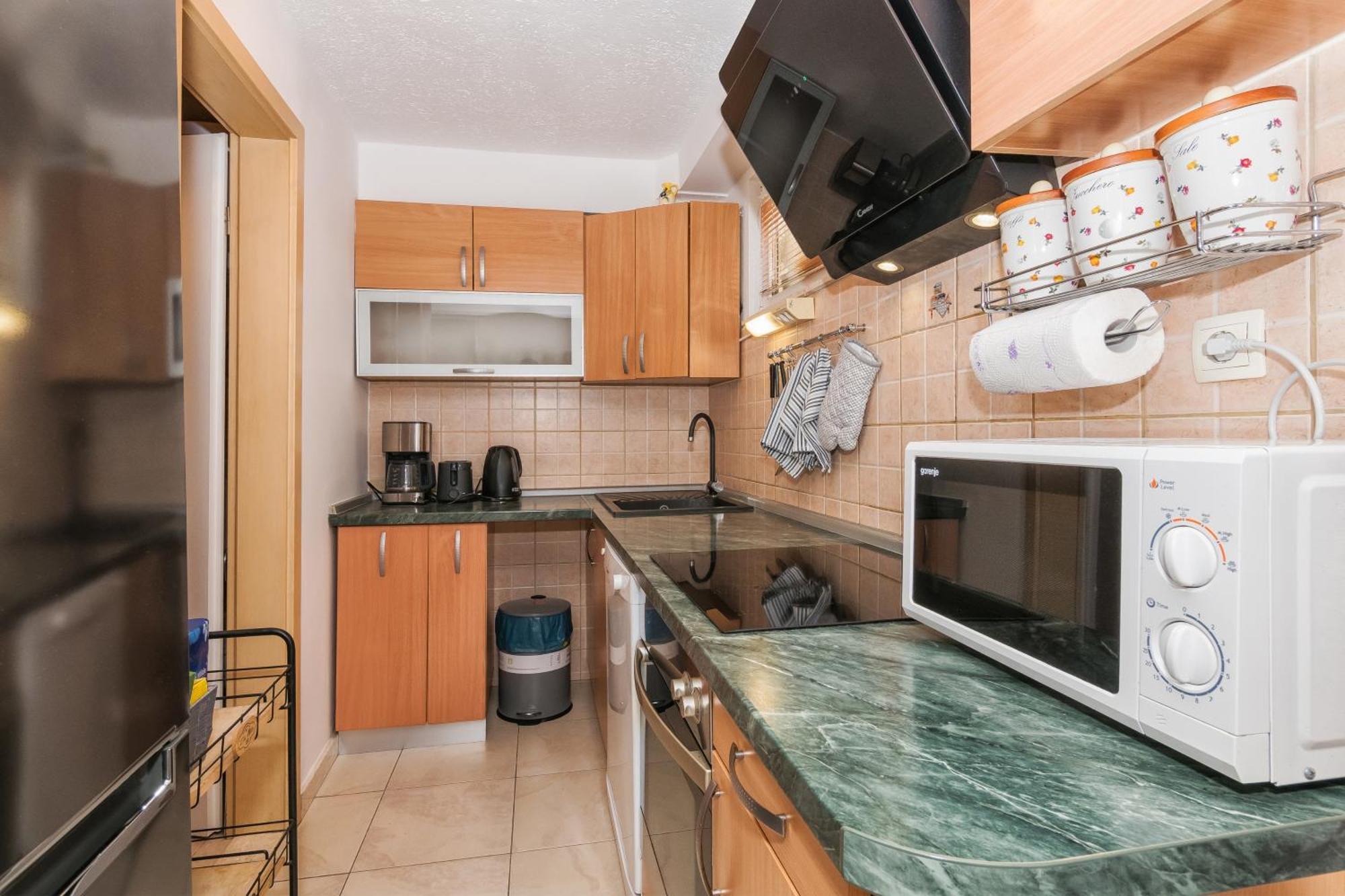 Relaxing 2Bd Apartment, Ground Floor - Walk To Old Town Split Exteriér fotografie