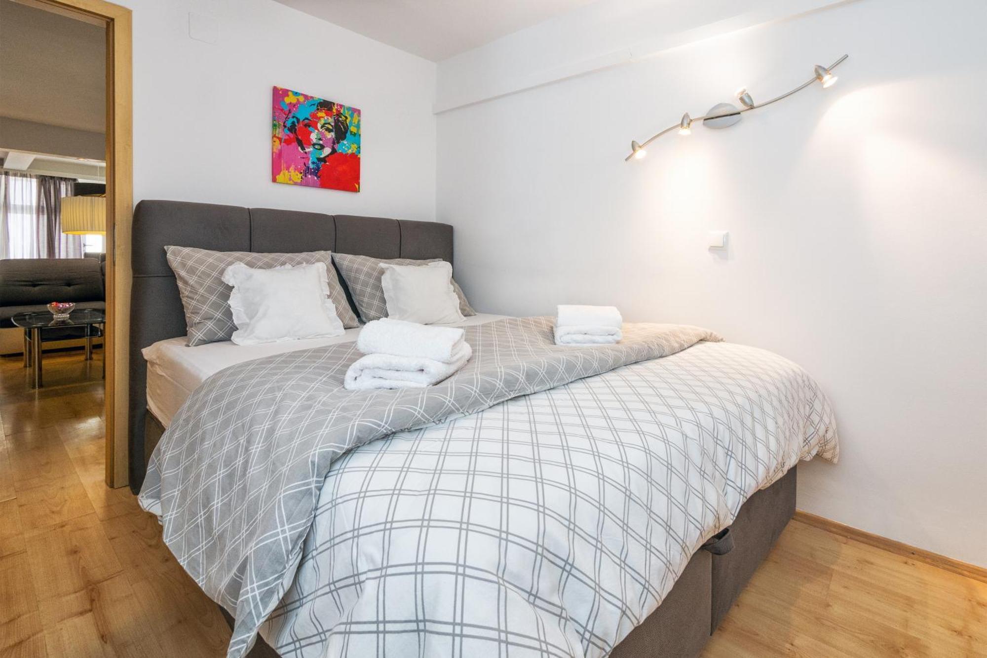 Relaxing 2Bd Apartment, Ground Floor - Walk To Old Town Split Exteriér fotografie